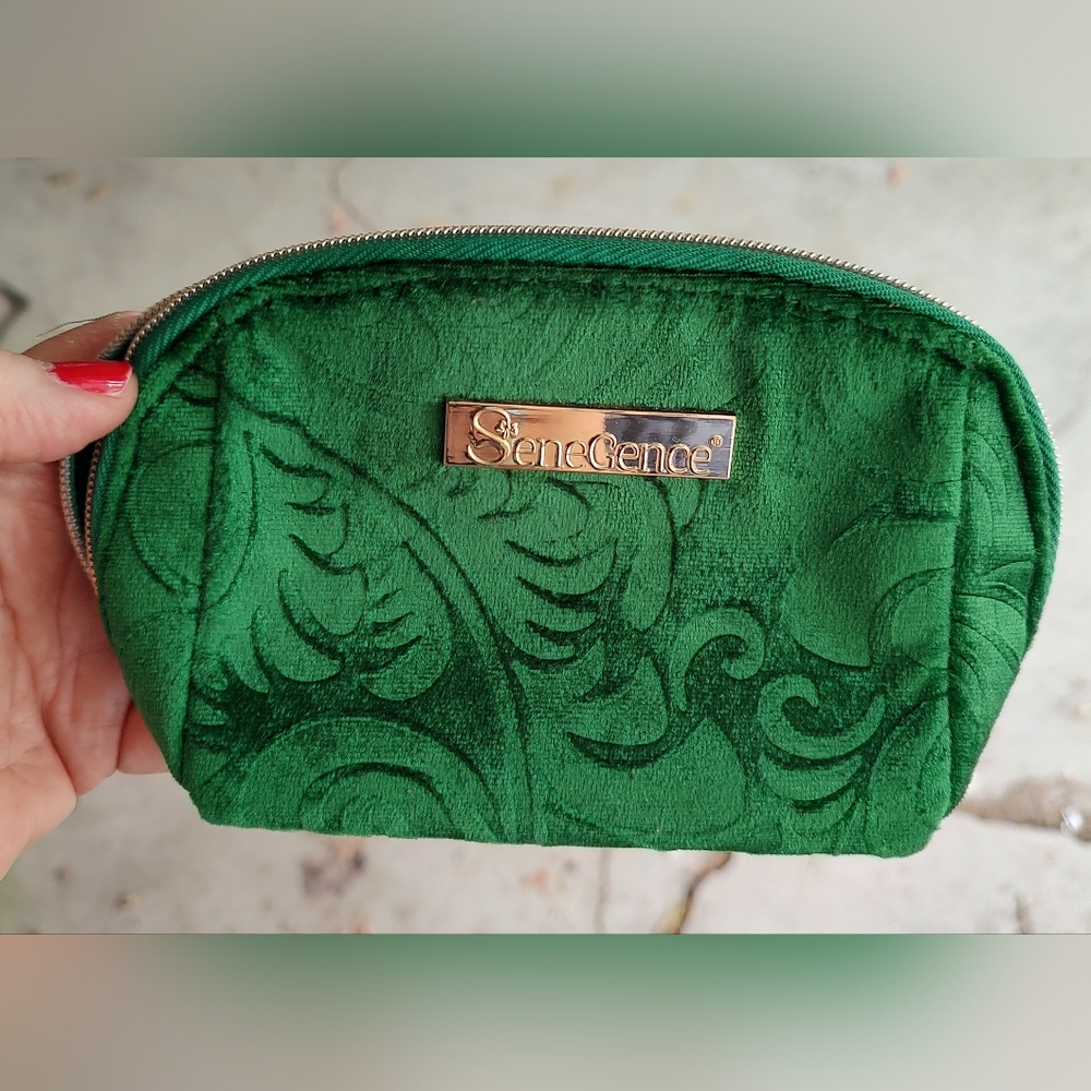 SeneGence Cosmetic Bag